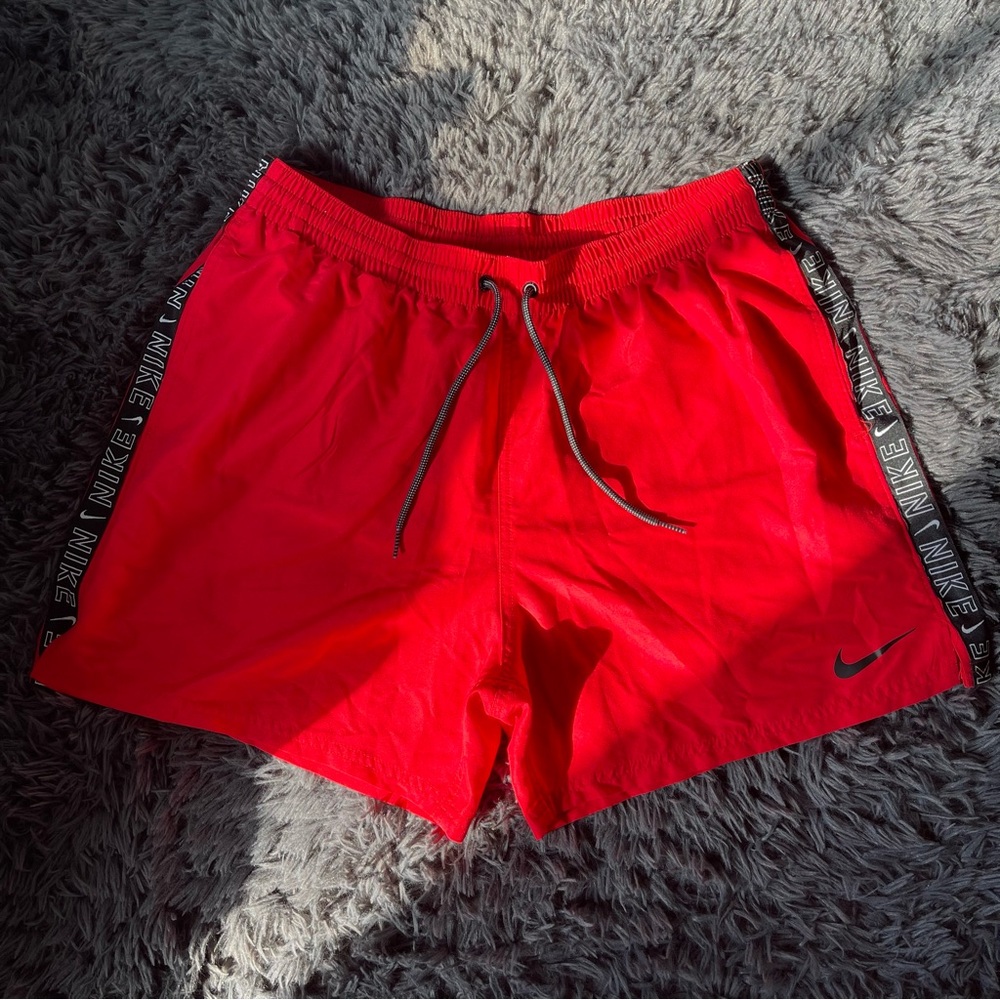 Nike Red Athletic Shorts Lightweight Elastic Waist w/ Drawstrings